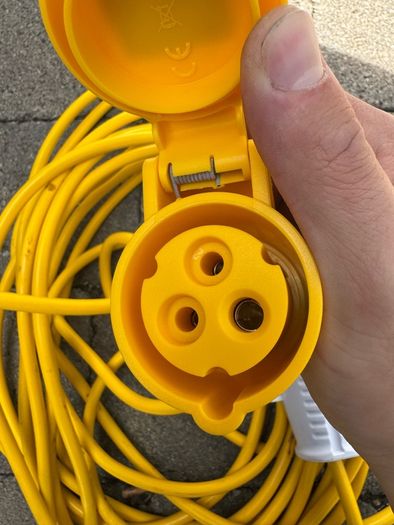 Extension leads 110v