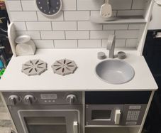 Toy kitchen
