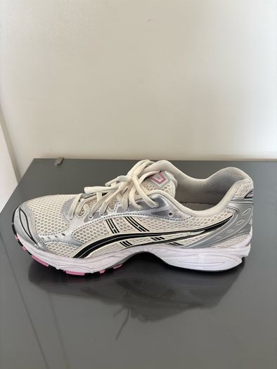 Asics Gel-Kayano 14 Cream/Sweet Pink Unisex