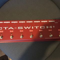 Carl Martin Octa Switcher II