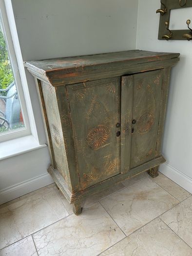 Rustic cupboard