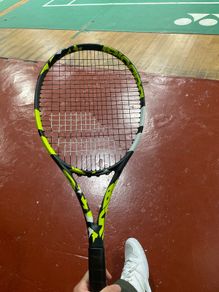 tennis racket
