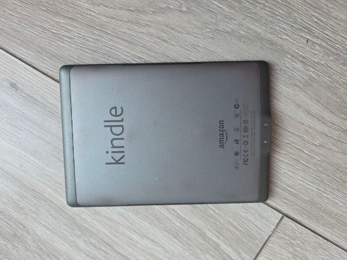 Amazon Kindle 4th Generation (Free Post)