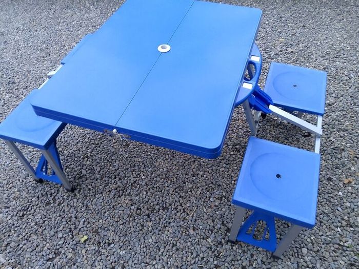 Foldable camping table and seats