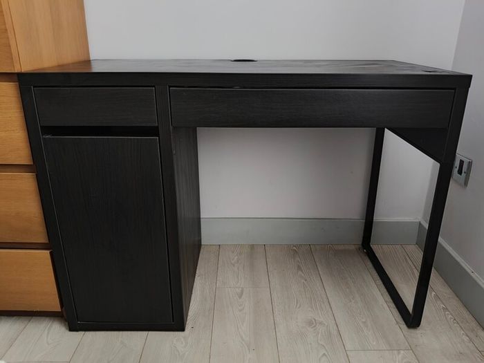 Office Desk (Black)