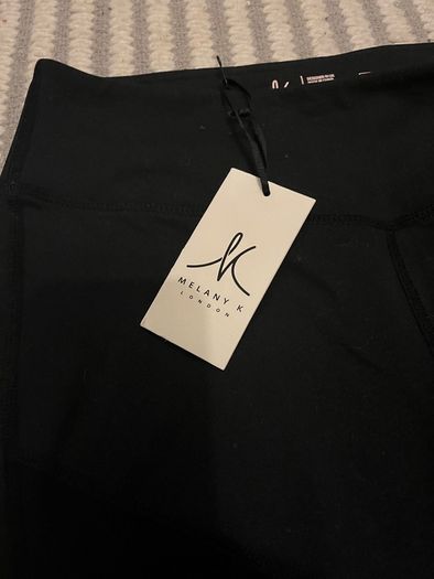 MELANY K sports leggings black new with tags