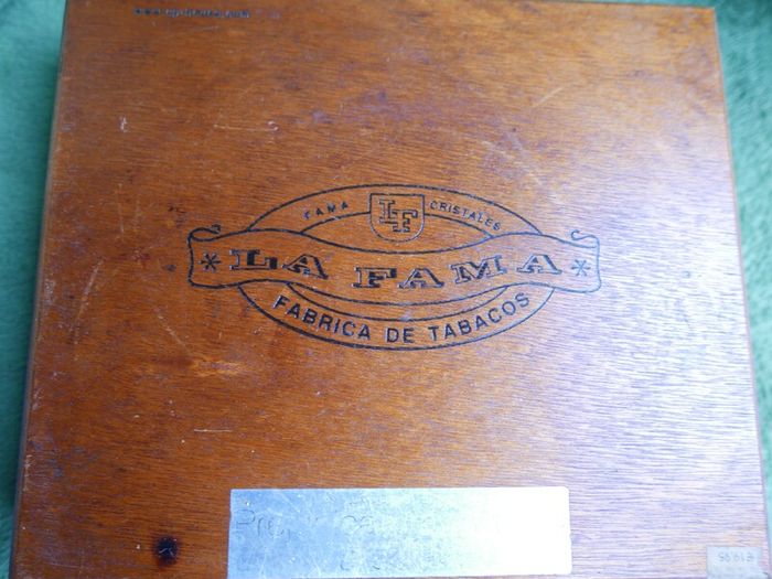 Vintage  La Fama Cigar Box, LF Cigar Box, Wooden Box, Vintage Cigar Box.