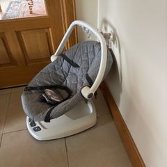 Baby swivel chair
