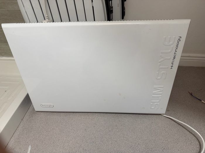 De'Longhi HCX9120E convector heater radiator
