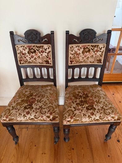 Vintage Mid Century Occasional /Bedroom Chairs