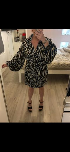 BNWT plus zebra print blouson sleeve wrap dress