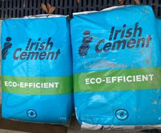 Cement. 4 x 25kg bags