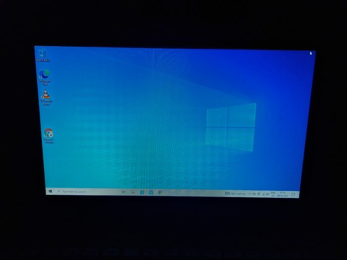 HP Stream, 32GB HDD, 2GB Ram, Windows 10, Blue, in excellent condition