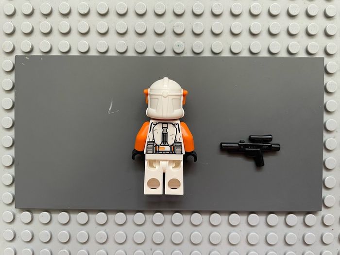 lego Star Wars sw1233 Clone Trooper Commander Cody, 212th Attack Battalion (Phase 2) minifigure- Orange Visor, Nougat Head, Helmet with Holes, Printed Legs