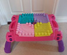 MEGA Bloks Build 'N Learn Table