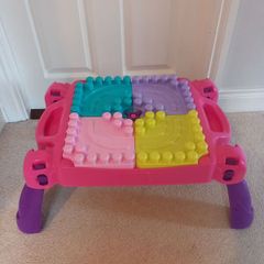 MEGA Bloks Build 'N Learn Table