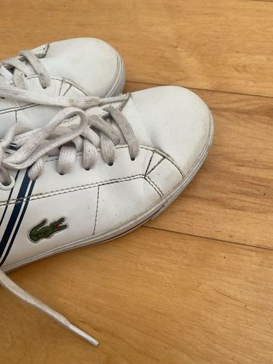Lacoste kids white sneakers  UK 3 35.5