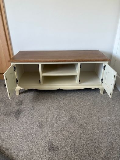 Cream & Oak TV Unit / Entertainment Cabinet