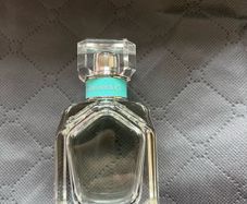 Perfumes nearly new