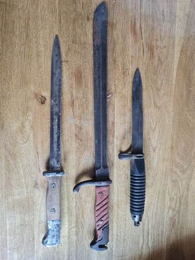 bayonets
