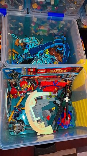 Mixed marvel lego superheroes bundle
