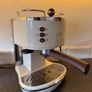 Delonghi coffee machine Image 4