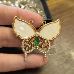 Butterfly Emerald Stone Crystals Gold Brooch