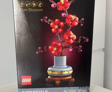 Unbuilt Lego Botanicals: Pure Blossom