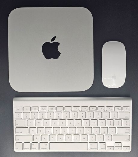 Mac Mini M2 Pro 2023 16GB 500GB SSD + Apple Keyboard + Magic Mouse 2 + 3D printed stand