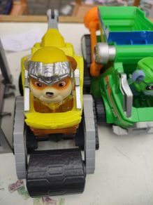 Paw patrol cars