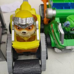 Paw patrol cars