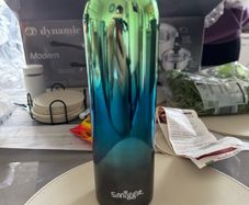 Smiggle water bottle
