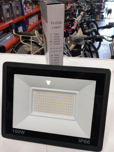 100 Watt Spot Light LED Brand New in Box.