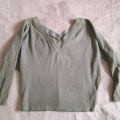 river island long sleeve v neck top size 8
