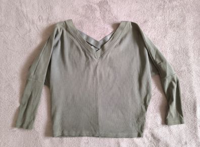 river island long sleeve v neck top size 8