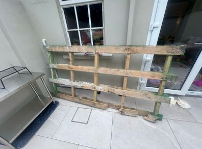 Large Wooden Crate (FREE)