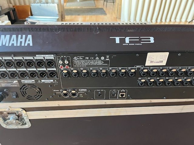 Yamaha TF3 Digital Desk