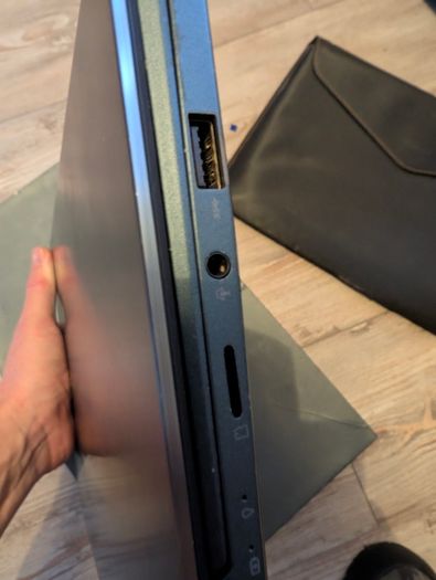 Asus laptop for repair parts NOT working
