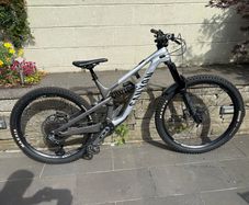 Canyon Spectral CF8 KIS Size M