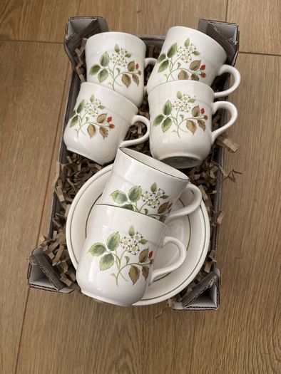 Vintage Arklow Pottery Honey Stone 6 Cups& Saucers