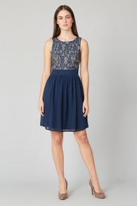 BRAND NEW Ladies Dress: Size 8 - Lovely for any Special Occasion