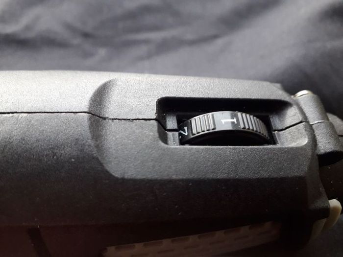 Die grinder (stone carving)