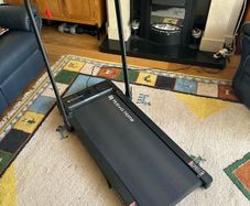 Walking treadmill