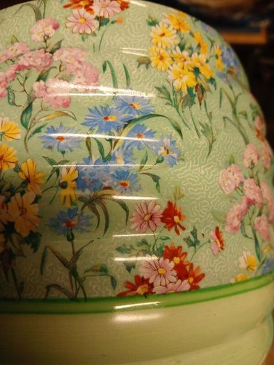 Shelley chintz vase