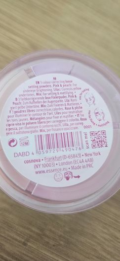 essence Flawless Skin Trio  loose setting powder