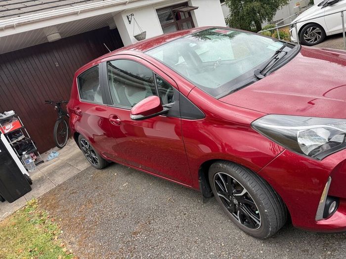 Toyota Yaris 2017 Luna for sale
