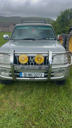 2001 Toyota landcruiser 5 seater