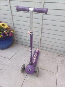 Child's scooter