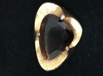 brooch