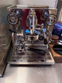 coffee machine (eureka)
